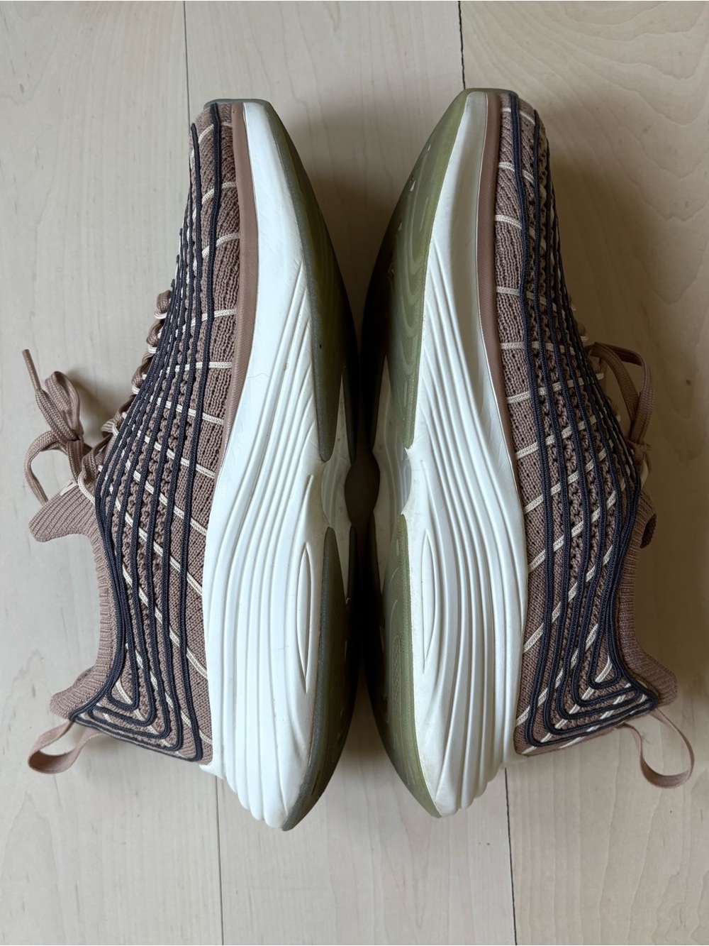 APL Techloom Zipline Sneakers size men’s 7.5, women’s size 9 and EU size 40 - Picture 7 of 12